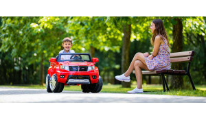 Догляд та експлуатація дитячих електромобілів: Повний гід для батьків
